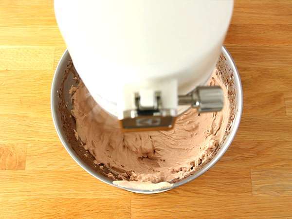 Ledeni kapučino, okusna kavna sladica - Priprava korak 3