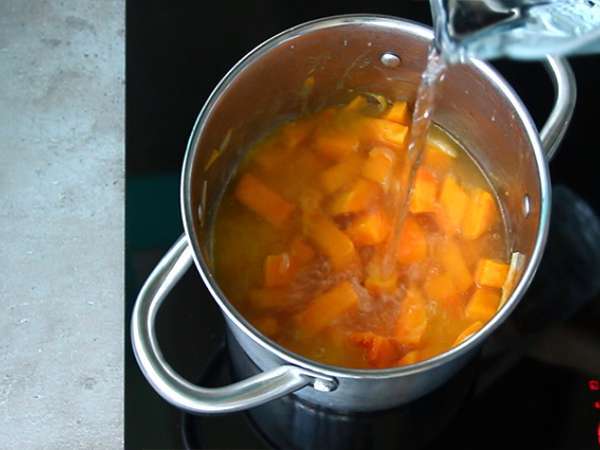 Kremna juha iz maslenih buč - Priprava korak 3