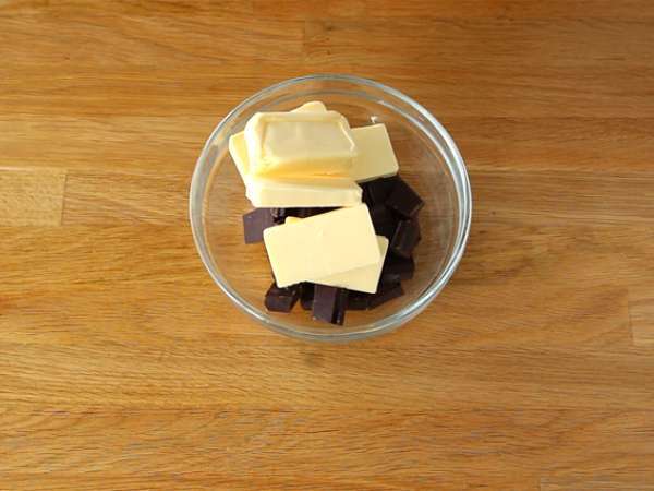 Enostavna čokoladna markiza - Priprava korak 2