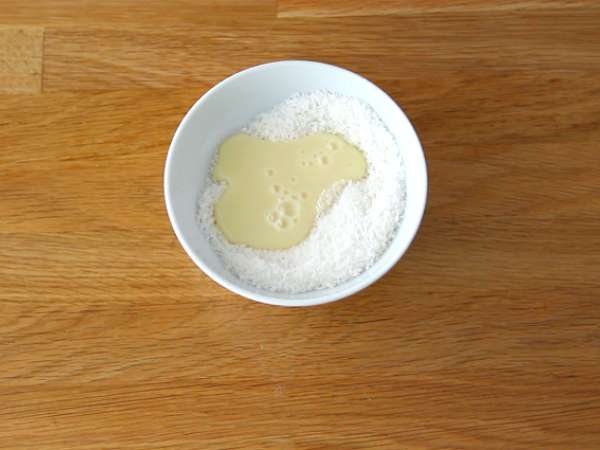 Čokolade s kokosovim polnilom v slogu Bounty - Priprava korak 3