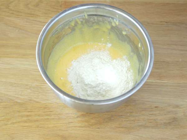 Kivi tart (hitro in enostavno) - Priprava korak 2