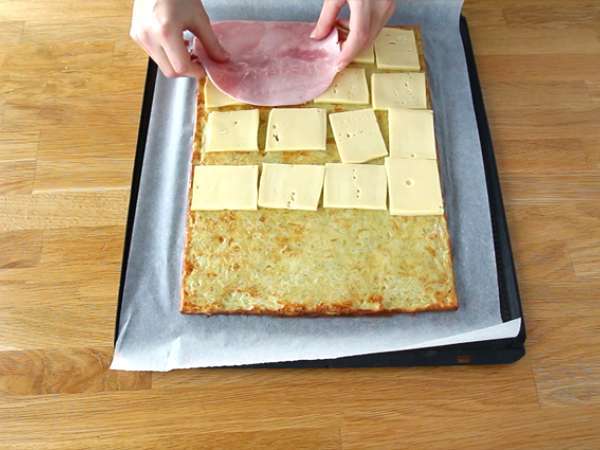 Krompirjev zavitek s sirom Savoy Raclette in šunko - Priprava korak 4