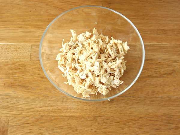 Coxinhas (brazilski piščančji kroketi) - Priprava korak 4