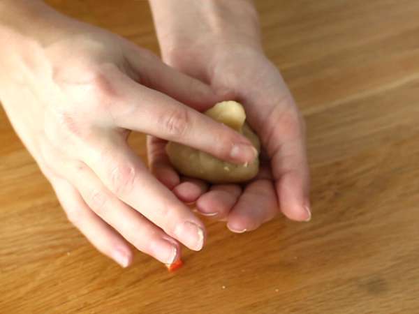 Coxinhas (brazilski piščančji kroketi) - Priprava korak 8