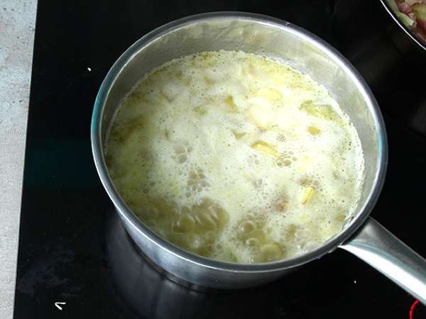 Juha iz topinamburja, krompirja in slanine - Priprava korak 2