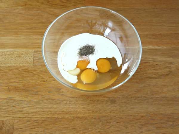 Jajčni in pršutni kvašeni kruh - Priprava korak 2