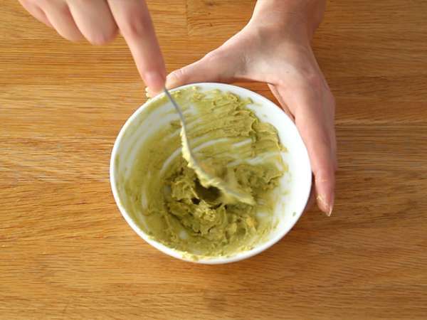 Jajca z avokadom - Priprava korak 3