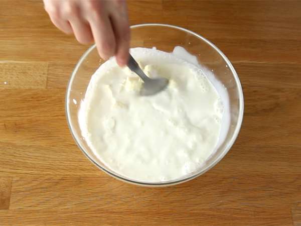 Zajčja torta - Priprava korak 1