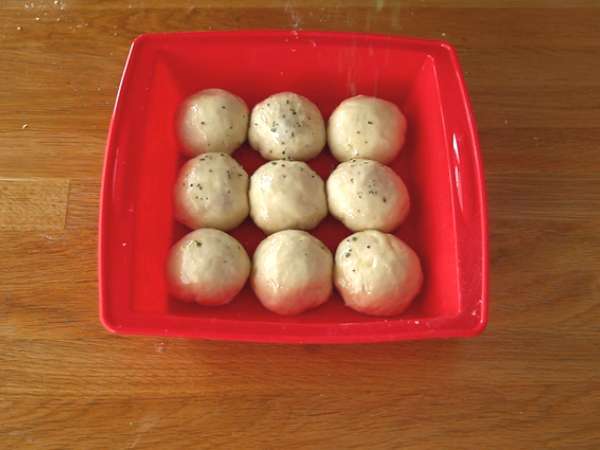 Pecivo za pico z nadevom iz šunke in sira - Priprava korak 6