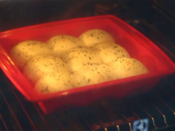 Pecivo za pico z nadevom iz šunke in sira - Priprava korak 7