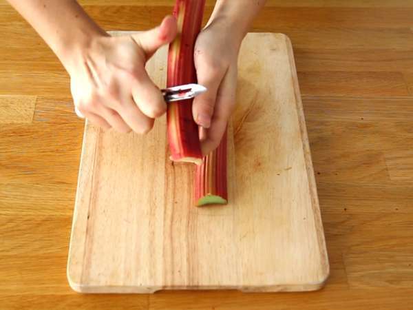 Rebrinova obrnjena torta - Priprava korak 1