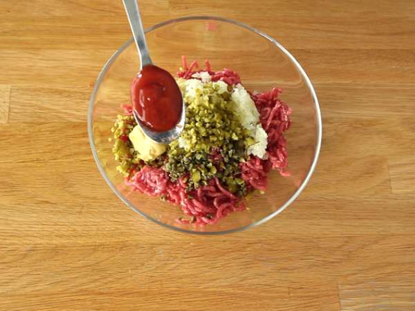 Goveji tatarski biftek - Priprava korak 2