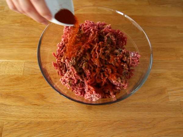 Tadžin iz kefte (mlete mesne kroglice z začimbami in zelišči) - Priprava korak 2