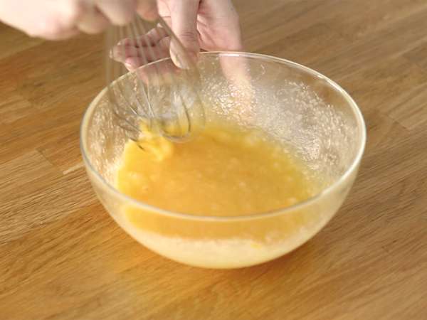 Hitra in enostavna marelična torta - Priprava korak 3