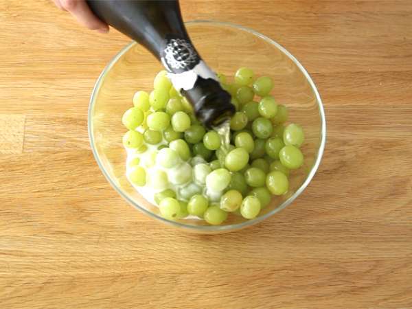 Grozdje s proseccom - Priprava korak 1
