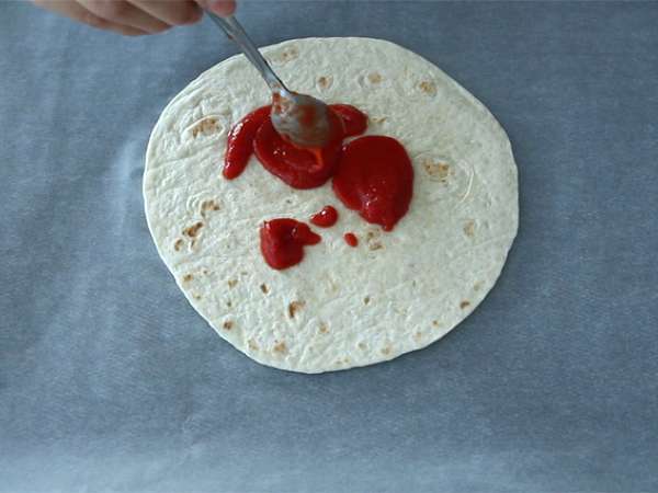 Pizza tortilla express - Priprava korak 1
