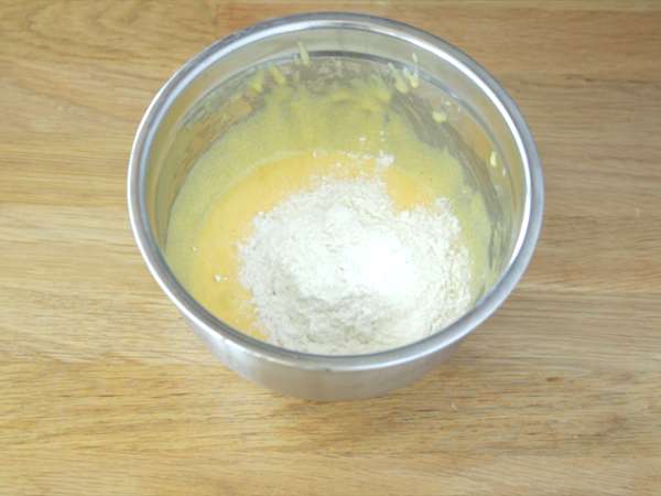 Recept Saint Honoré, razložen korak za korakom v videu - Priprava korak 6