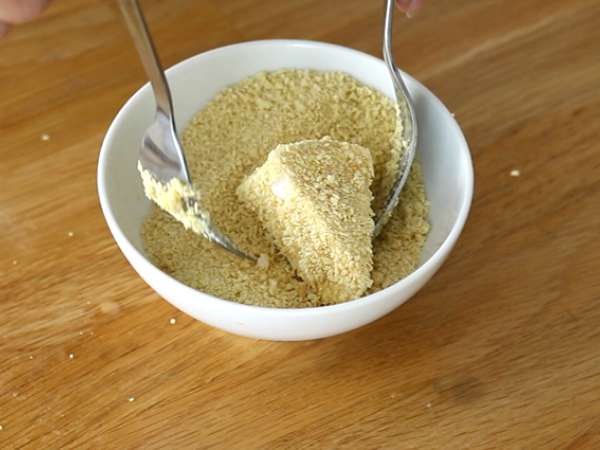 Camembert v prahu, topljiv in hrustljav - Priprava korak 3