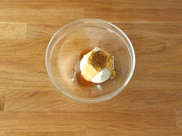 Samoussas s kozjim sirom in medom - Priprava korak 1