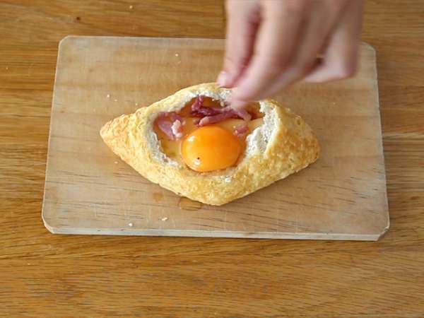 Jajčni čolni z Munsterjem - Priprava korak 4