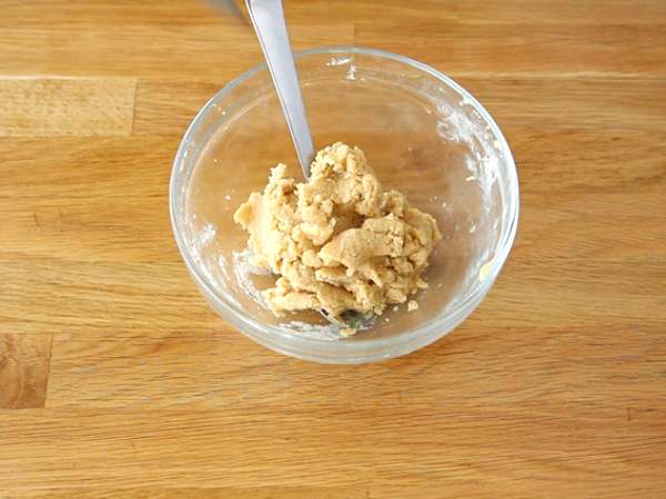 Eklerji s pistacijevo kremo in malinami - Priprava korak 5