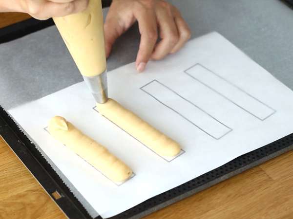 Eklerji s pistacijevo kremo in malinami - Priprava korak 9