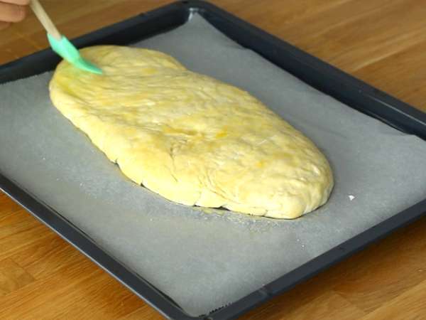 Fougasse s slanino in čebulo - Priprava korak 7