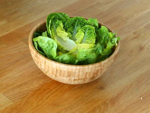 Enostavna Cezarjeva solata - Priprava korak 8