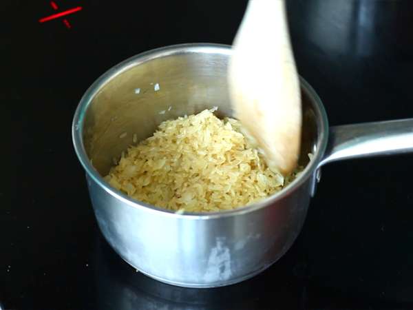 Enostaven rižev pilaf - Priprava korak 2
