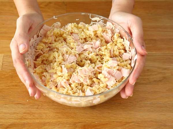 Kroketi iz listnatega testa s šunko in sirom - Priprava korak 2