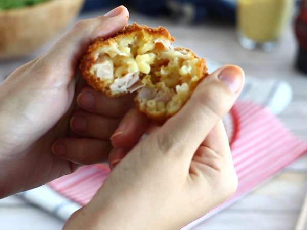 Kroketi iz listnatega testa s šunko in sirom - Priprava korak 6