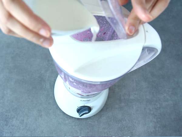 Lassi iz rdečega sadja - Priprava korak 2