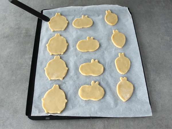 Pecivo za noč čarovnic Molang - Priprava korak 4