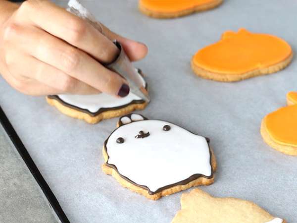 Pecivo za noč čarovnic Molang - Priprava korak 9