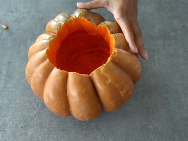 Buča s kozicami - brazilsko Camarão na moranga - Priprava korak 1