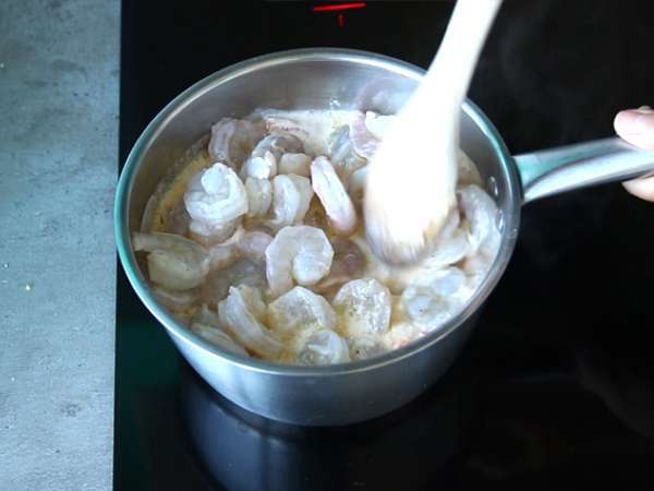 Buča s kozicami - brazilsko Camarão na moranga - Priprava korak 8