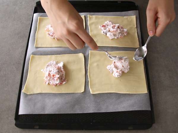 Fagottini z dimljenim lososom in kozjim sirom - Priprava korak 3