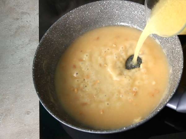 Dušeni oslič, školjke in grah - Priprava korak 2