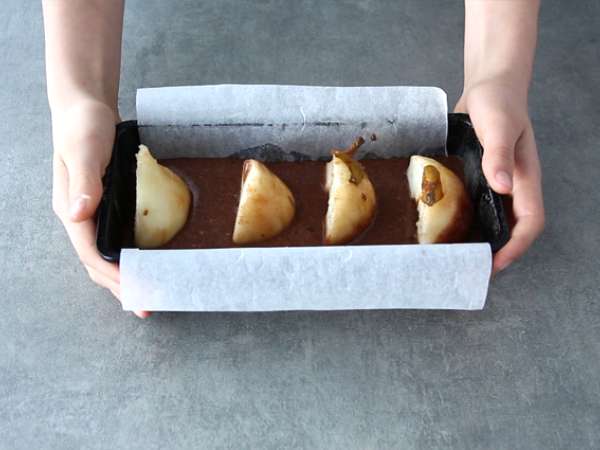 Čokoladna in hruškova torta - Priprava korak 4