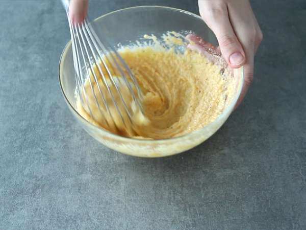 Hruškov frangipan v posameznih porcijah - Priprava korak 2