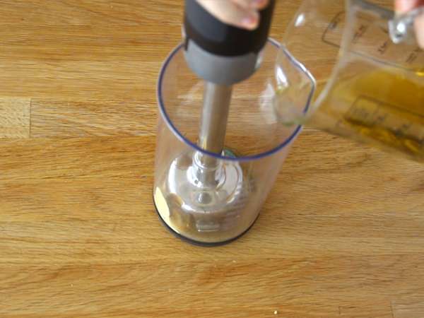 Domača Cezarjeva omaka - Priprava korak 2