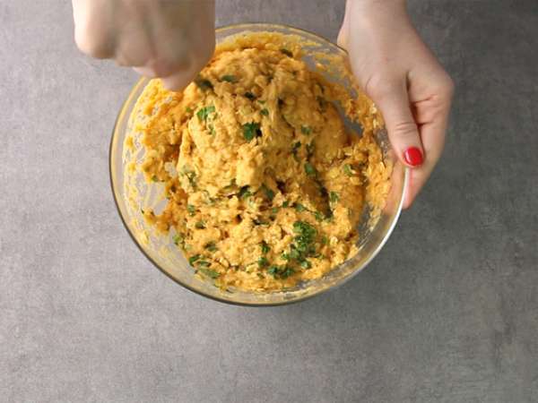 Galete iz koralne leče in korenja - Priprava korak 4