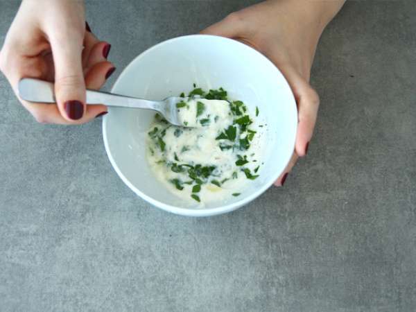 Kumare z jogurtovo omako - Priprava korak 2