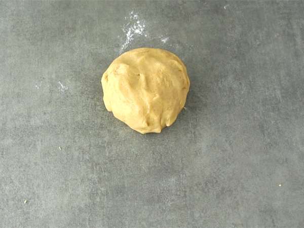 Piškotki z ostanki velikonočne čokolade - Priprava korak 1