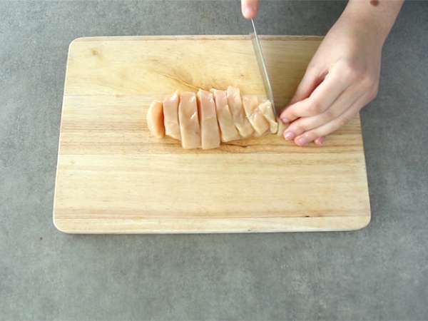 Kremni piščanec z gobami - Priprava korak 1