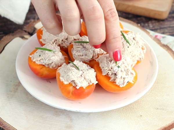 Marelice, polnjene s tuno in rožmarinom - Priprava korak 2