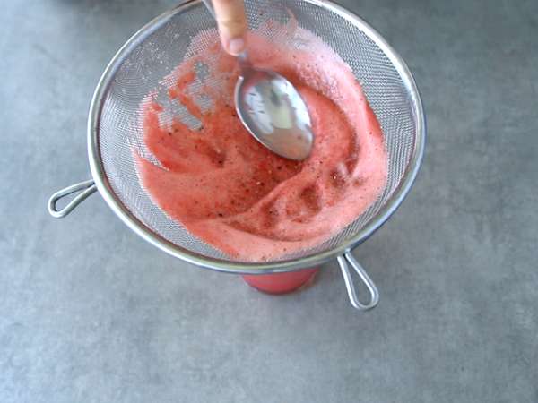 Koktajl z lubeničnim džinom - Priprava korak 2