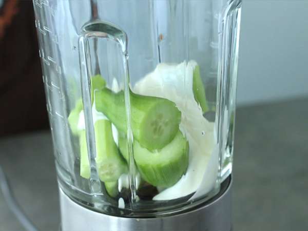 Hladna juha iz kumar in mete - Priprava korak 2