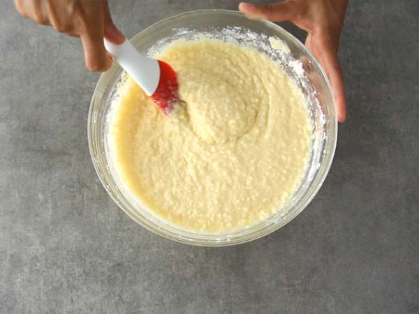 Brazilski kokosovi mafini - Queijadinhas - Priprava korak 2