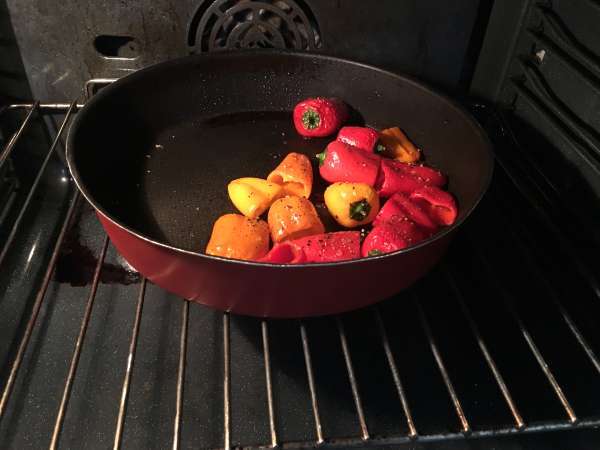 Paprike, polnjene z rikoto - Priprava korak 1